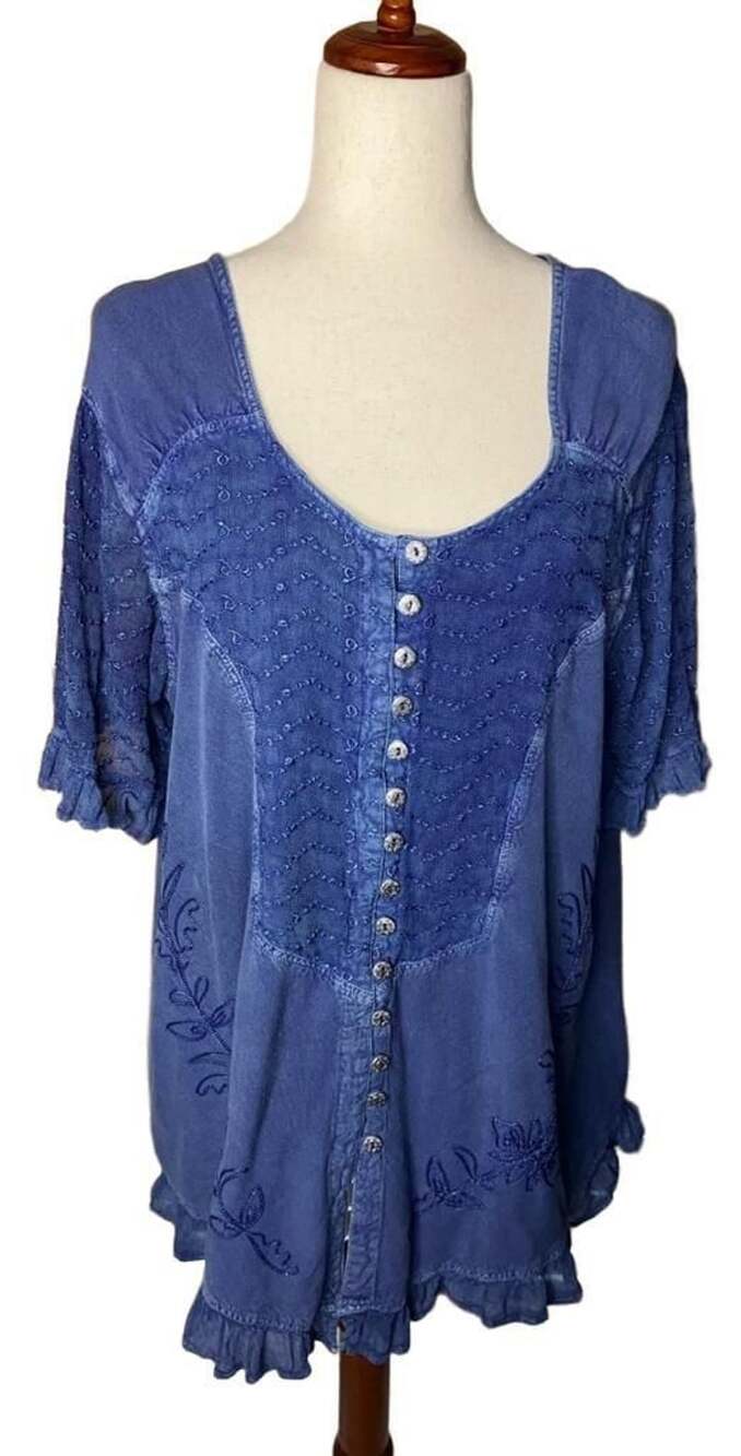 Roaman's Button Front Tunic Size 26W Blue Embroidered Boho Blouse